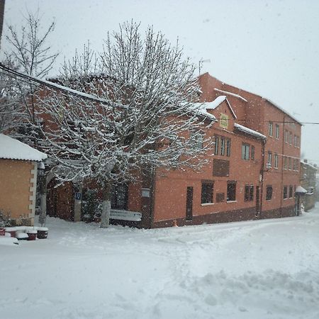 Hotel Suiza Bronchales Zewnętrze zdjęcie