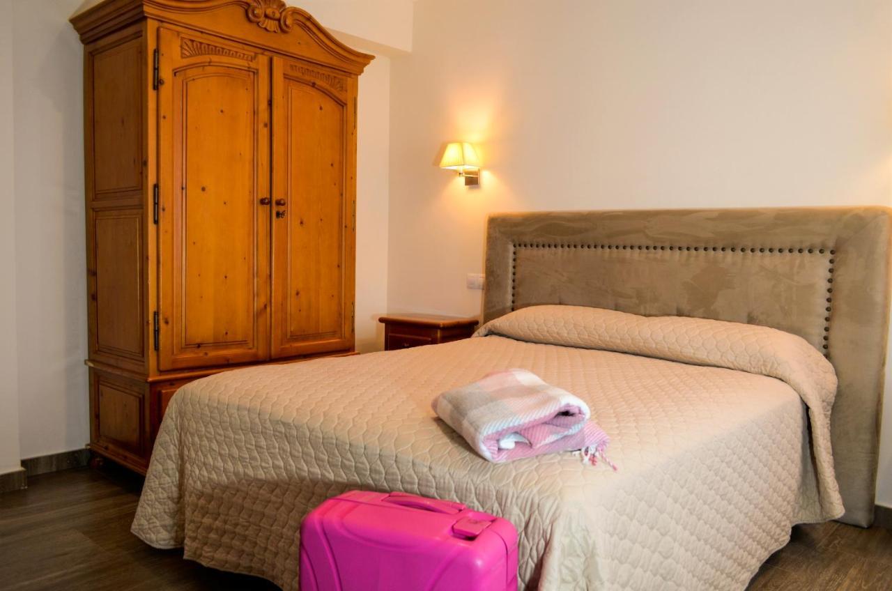 Hotel Suiza Bronchales Zewnętrze zdjęcie