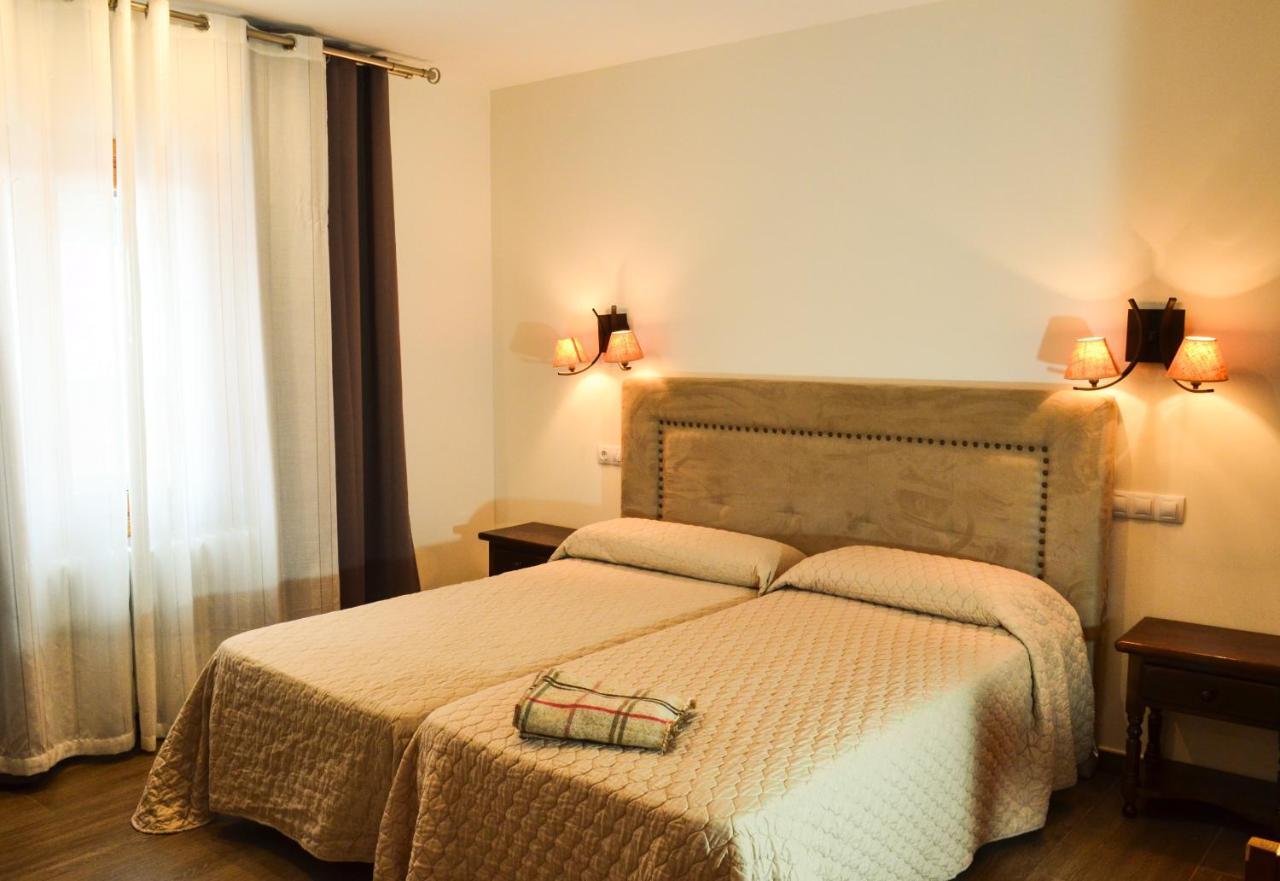 Hotel Suiza Bronchales Zewnętrze zdjęcie