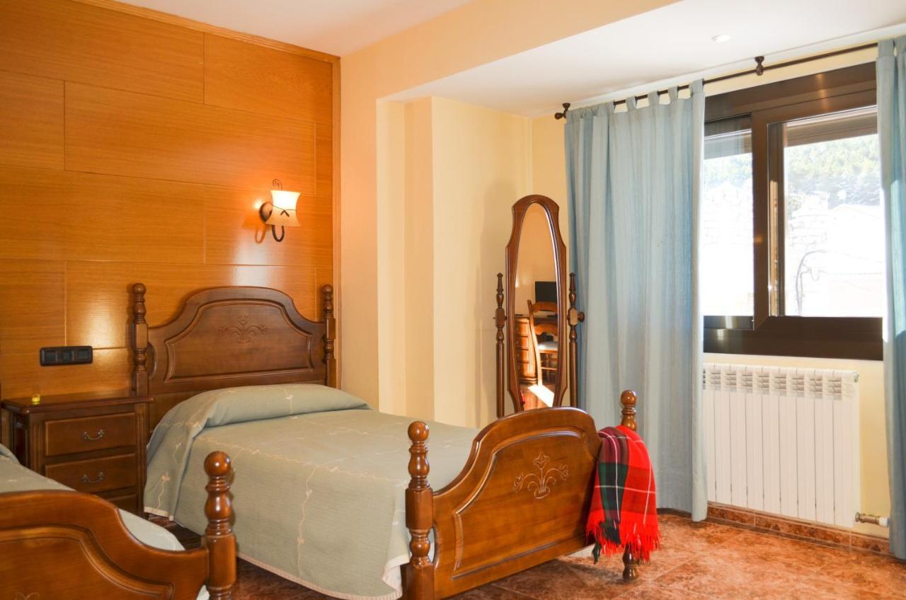 Hotel Suiza Bronchales Zewnętrze zdjęcie