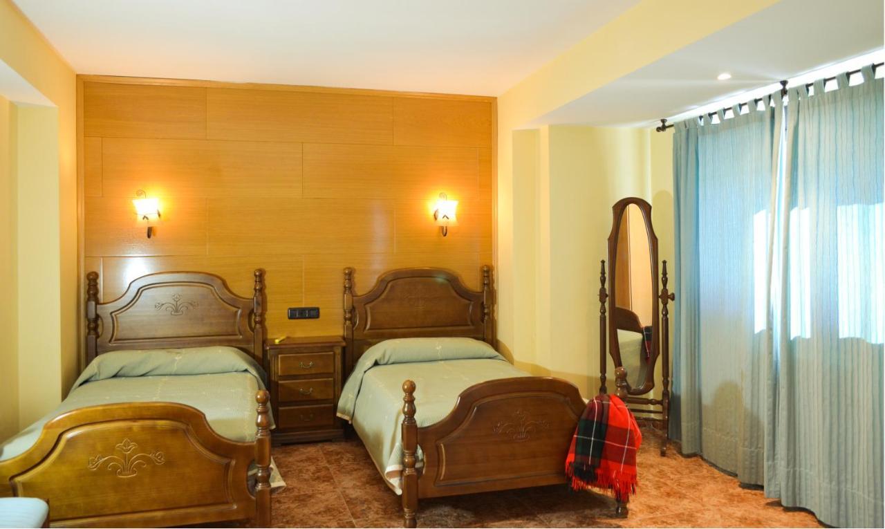 Hotel Suiza Bronchales Zewnętrze zdjęcie
