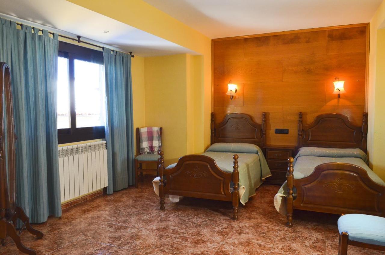 Hotel Suiza Bronchales Zewnętrze zdjęcie