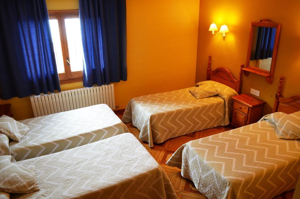 Hotel Suiza Bronchales Zewnętrze zdjęcie