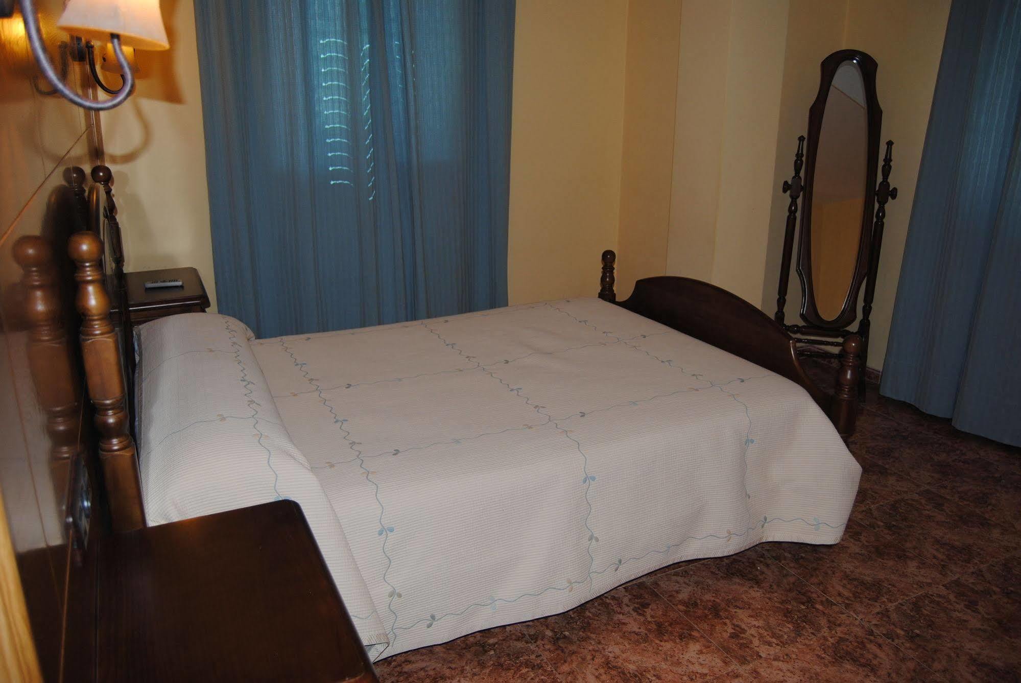 Hotel Suiza Bronchales Zewnętrze zdjęcie