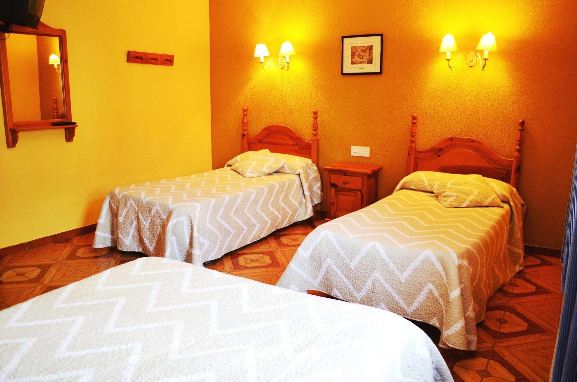 Hotel Suiza Bronchales Zewnętrze zdjęcie