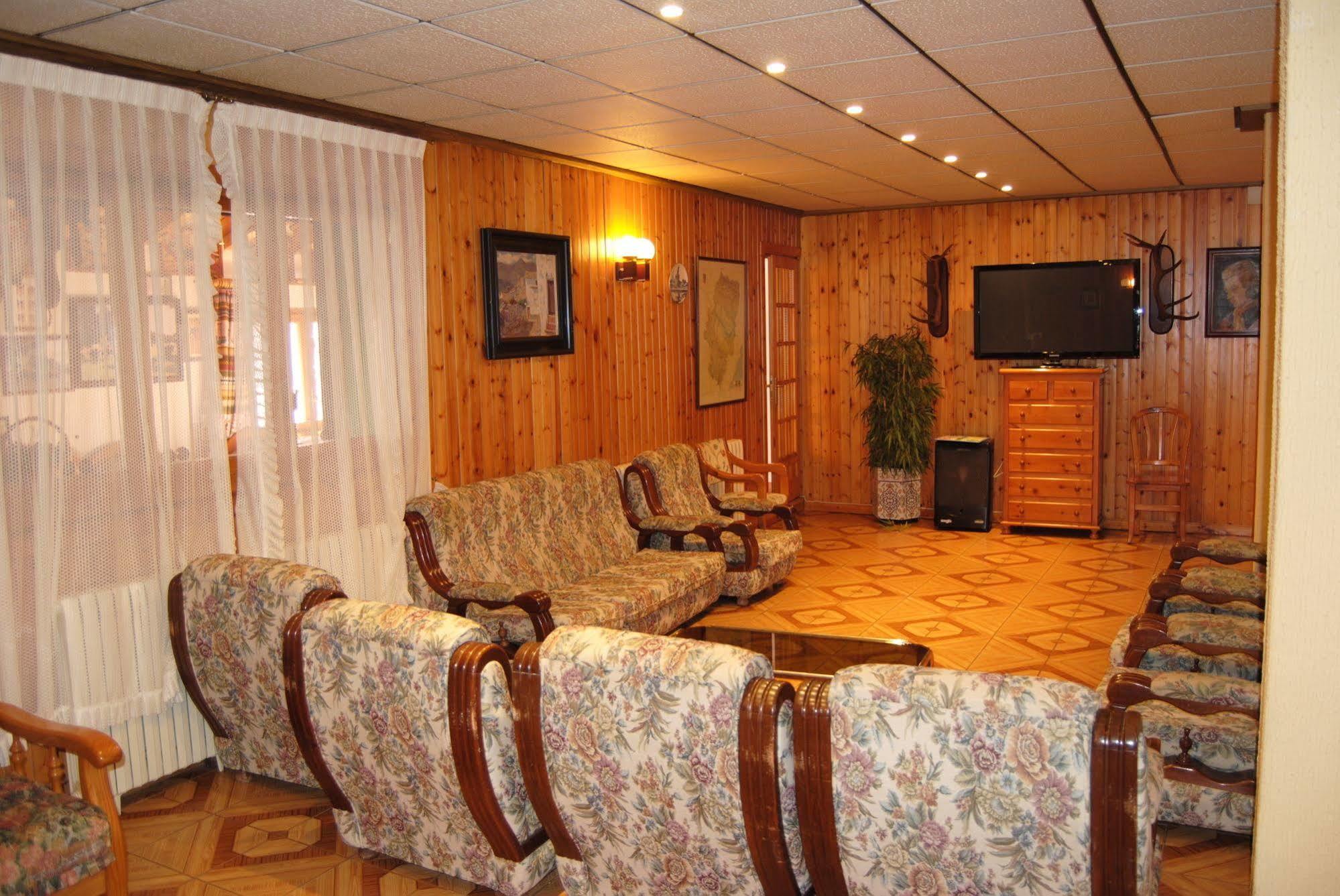 Hotel Suiza Bronchales Zewnętrze zdjęcie