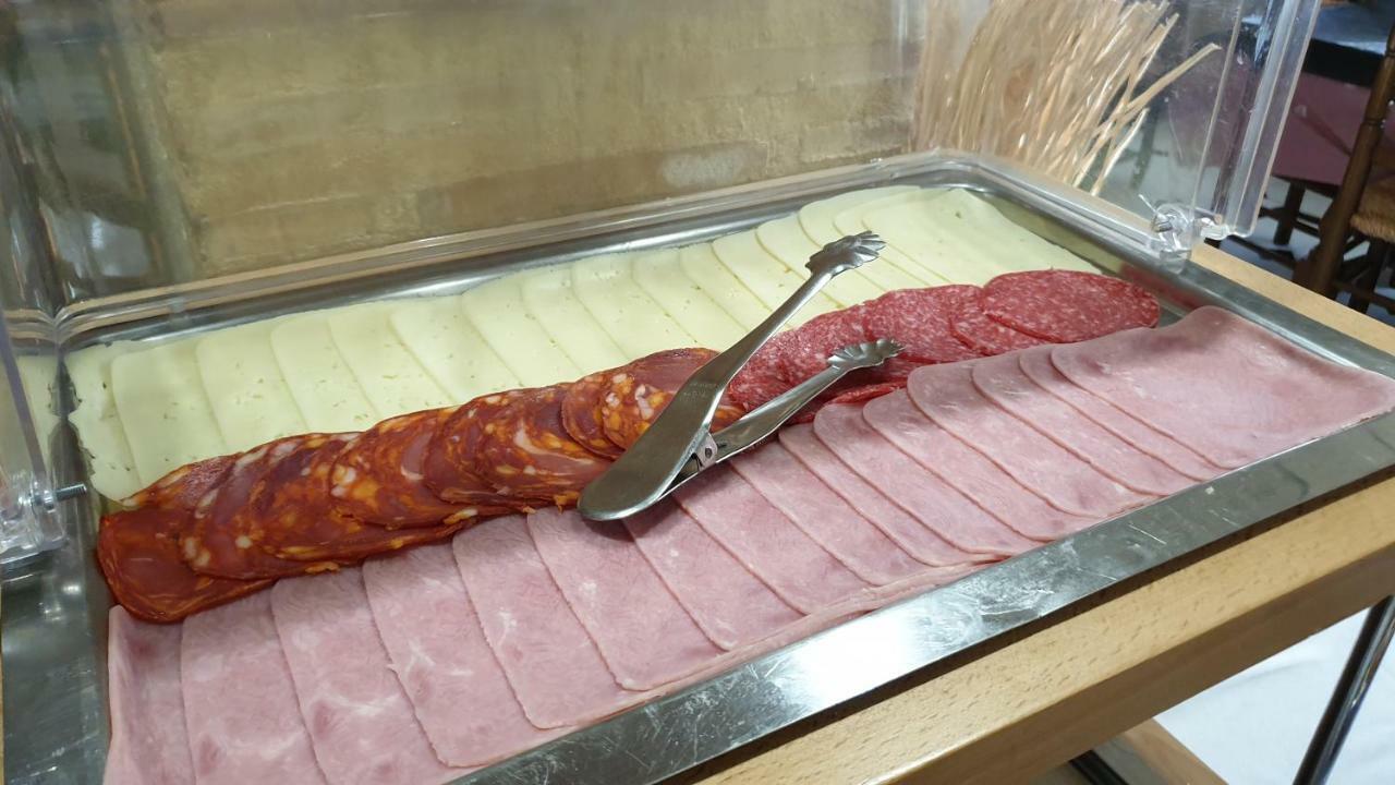 Hotel Suiza Bronchales Zewnętrze zdjęcie