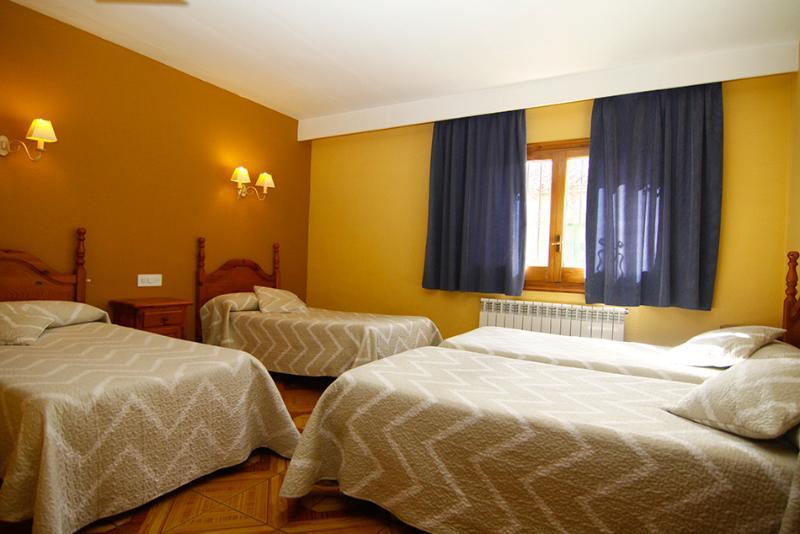 Hotel Suiza Bronchales Zewnętrze zdjęcie